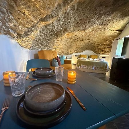 Tajito Romano Setenil De Las Bodegas Esterno foto